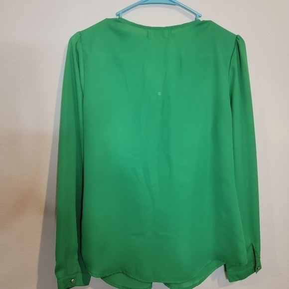 UMGEE Green Zip up Blouse. - Picture 8 of 9